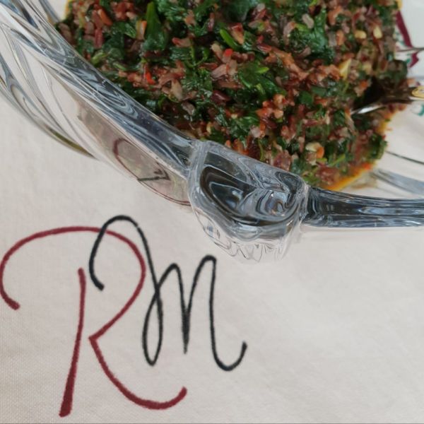 Orez negru cu spanac și gogoșari