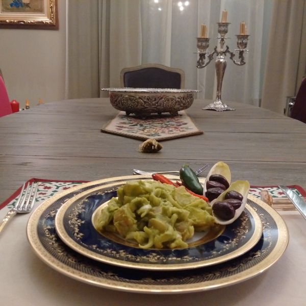 Salată de andive cu maioneză de avocado